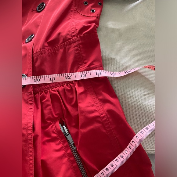 Burberry raincoat - Picture 7 of 14